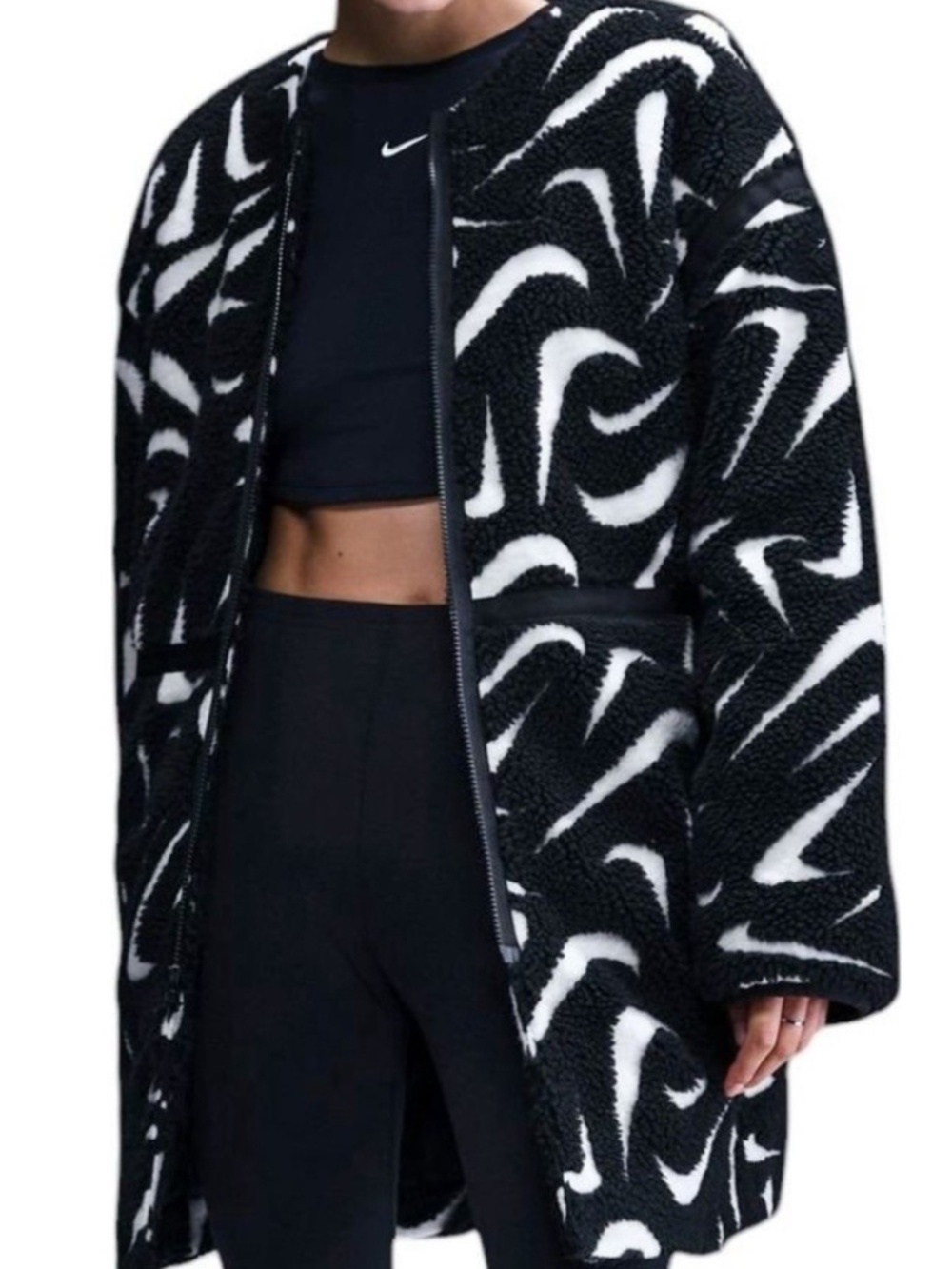 NIKE LOOSE HIGH-PILE JACKET Women – Black - Picture 2 of 5